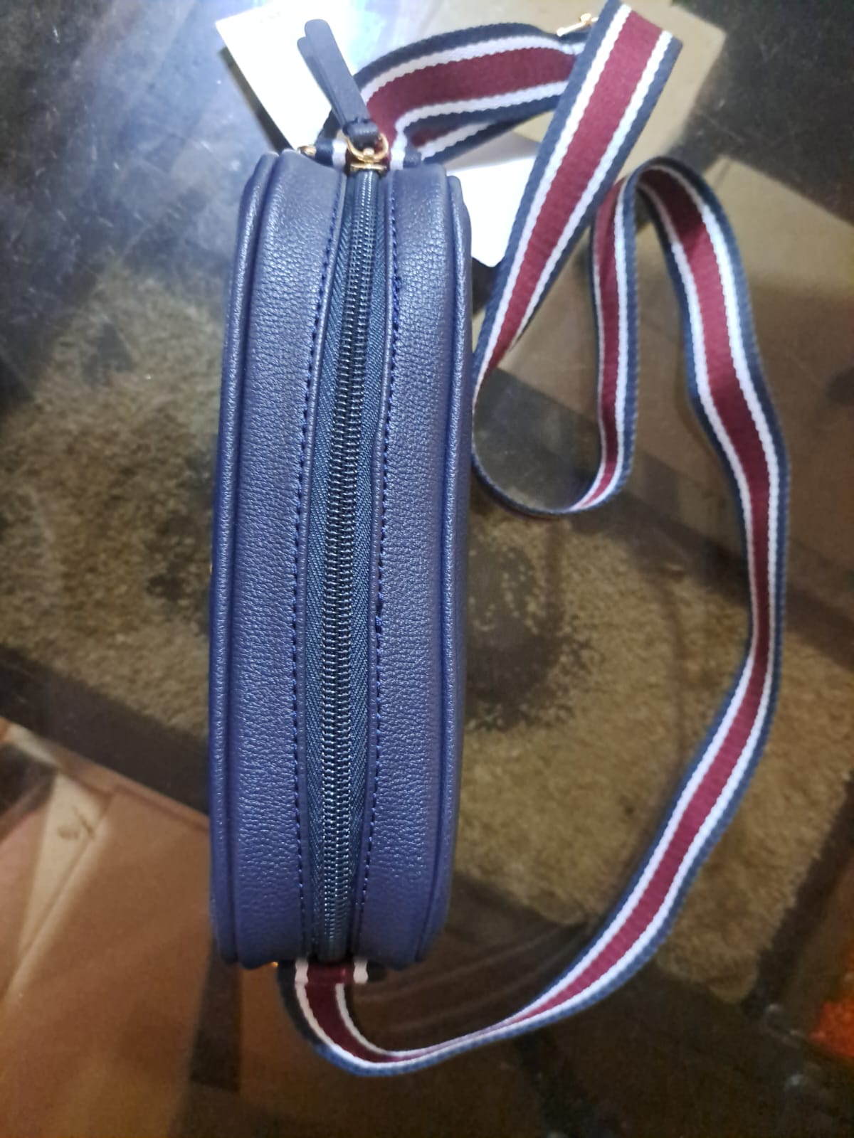 Cartera crossbody Tommy Hilfiger color azul