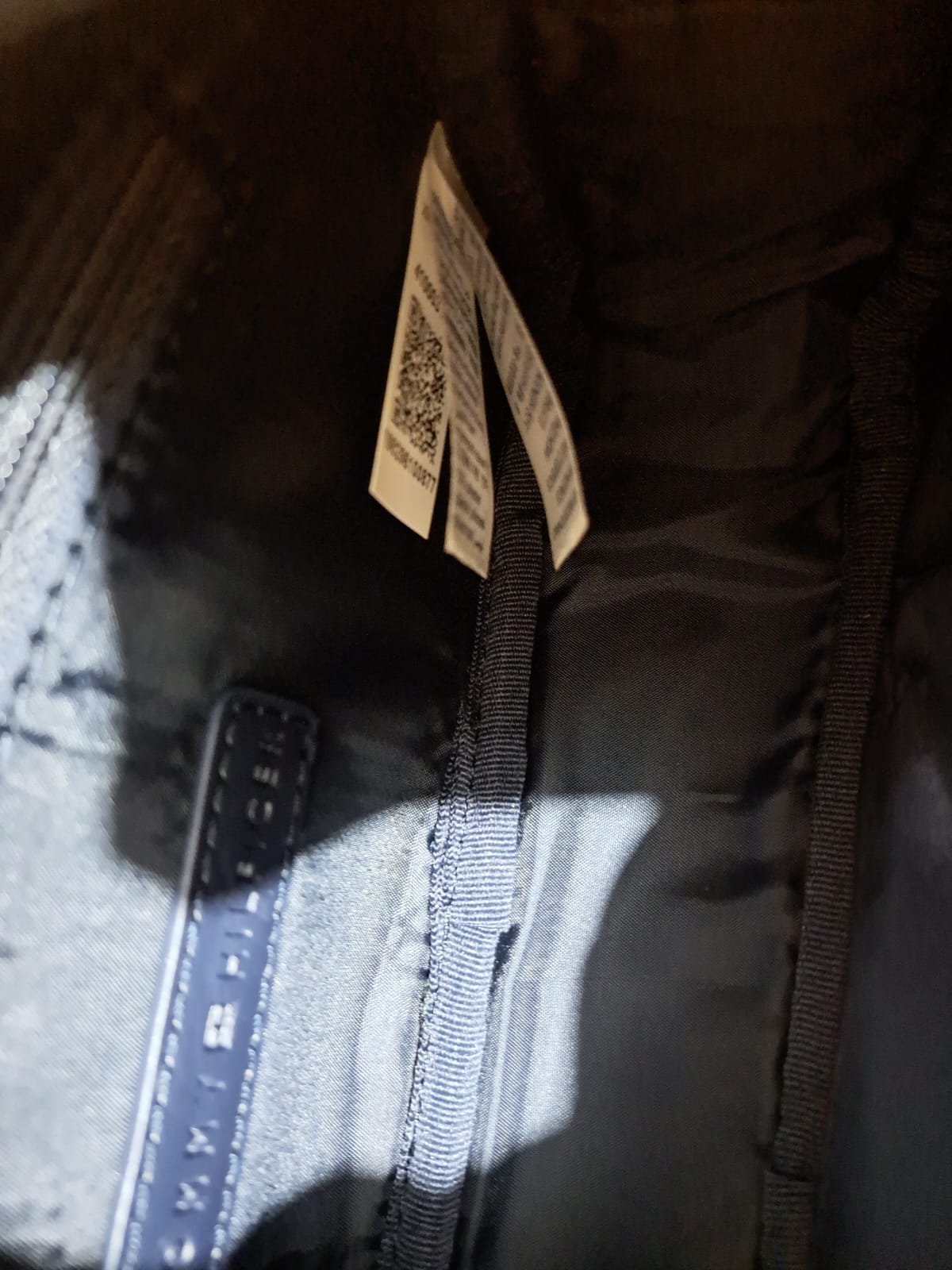 Cartera crossbody Tommy Hilfiger color azul