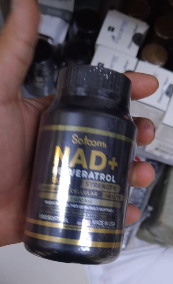 NAD + RESVERATROL