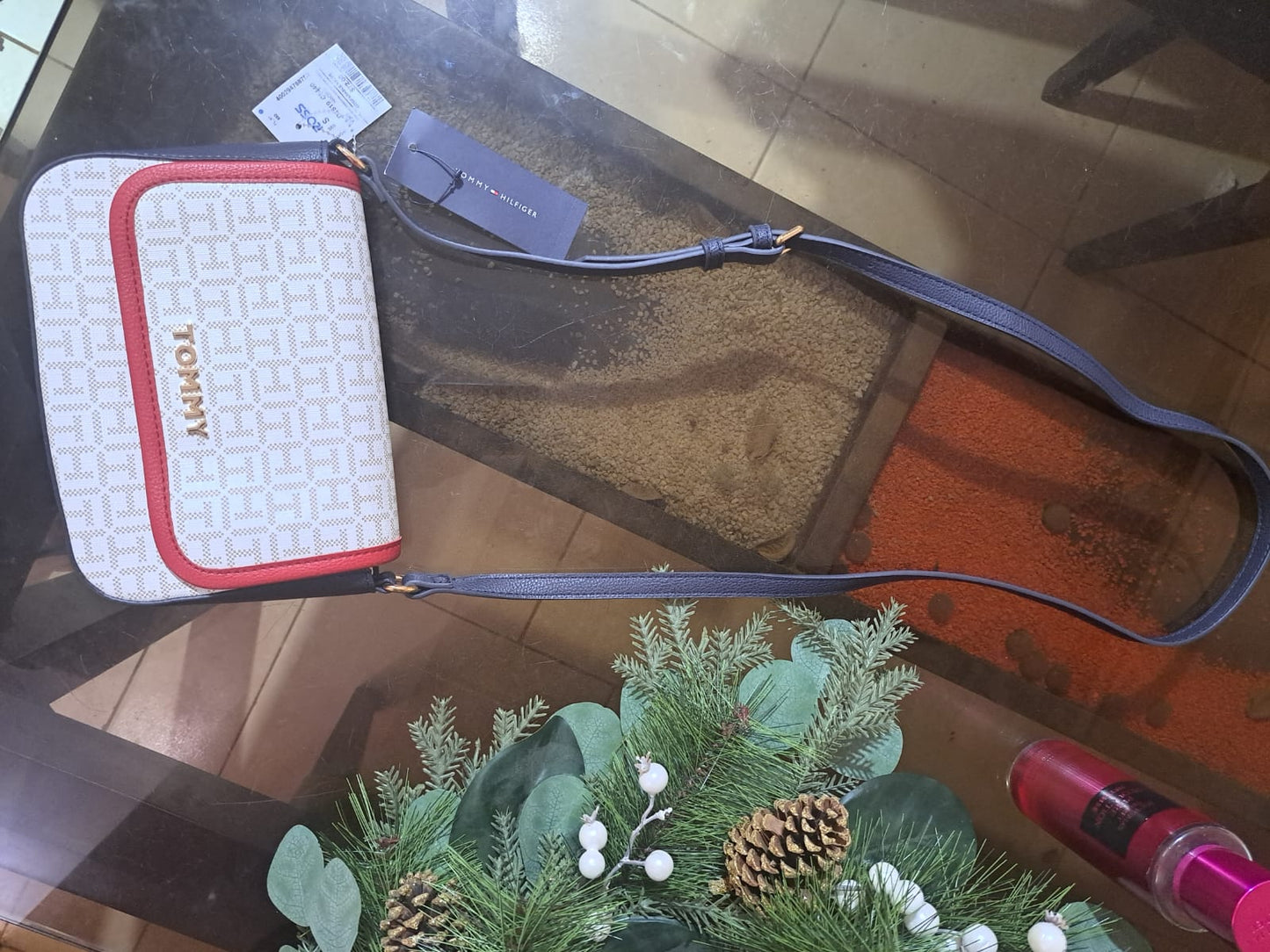 Crossbody Tommy Hilfiger Color Blanco/azul/rojo