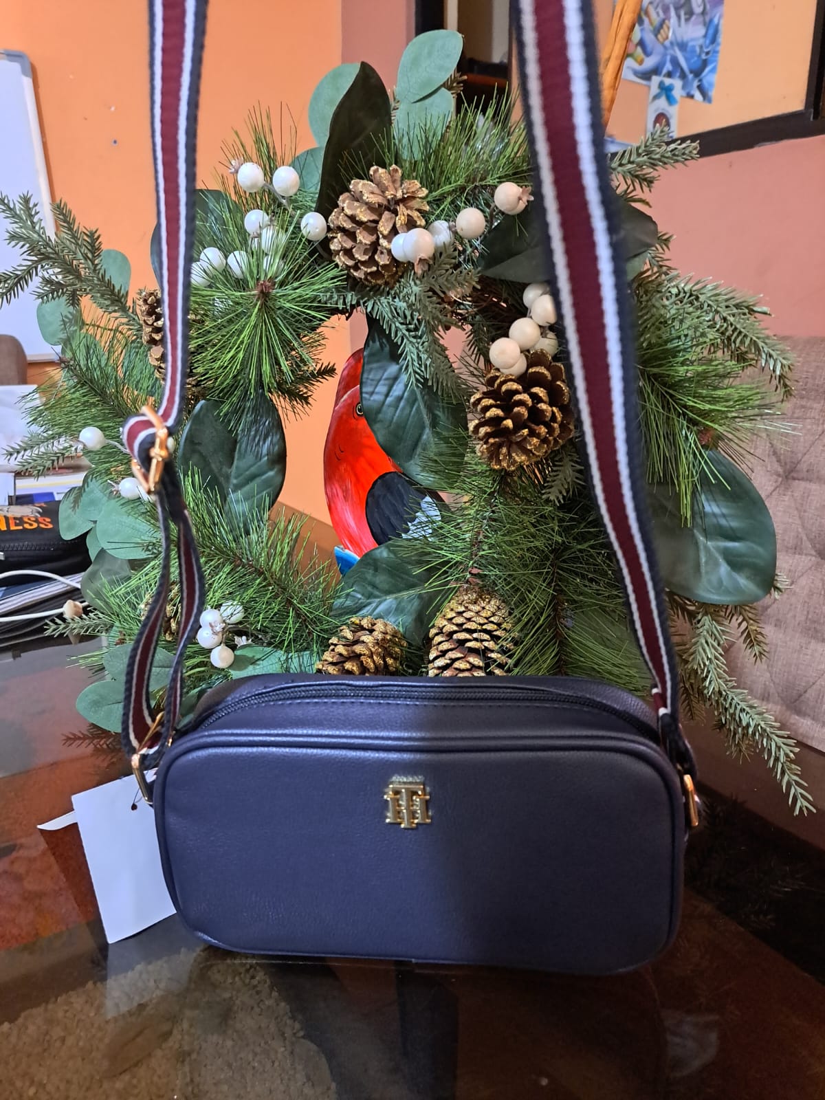 Cartera crossbody Tommy Hilfiger color azul