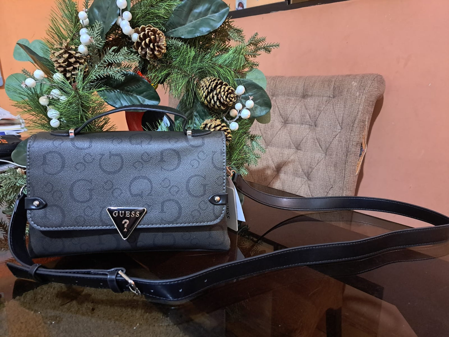 Bolsa Guess Crossbody Marlena Negro Lisa Níquel