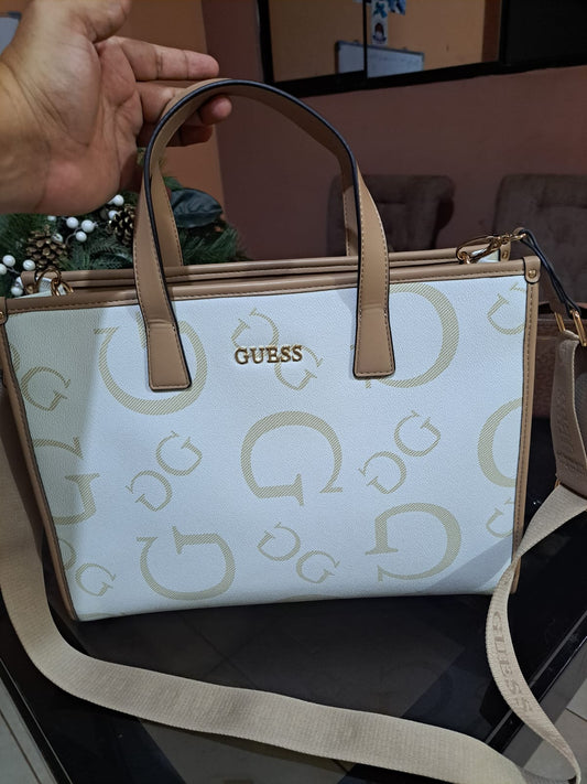 Bolso Guess Manon Carryal