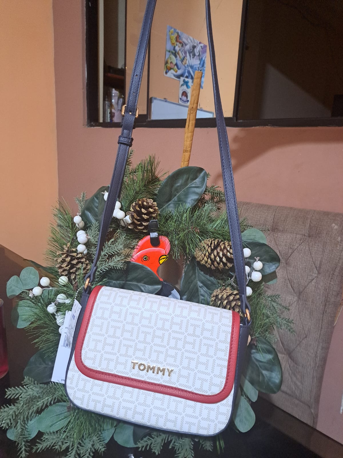 Crossbody Tommy Hilfiger Color Blanco/azul/rojo