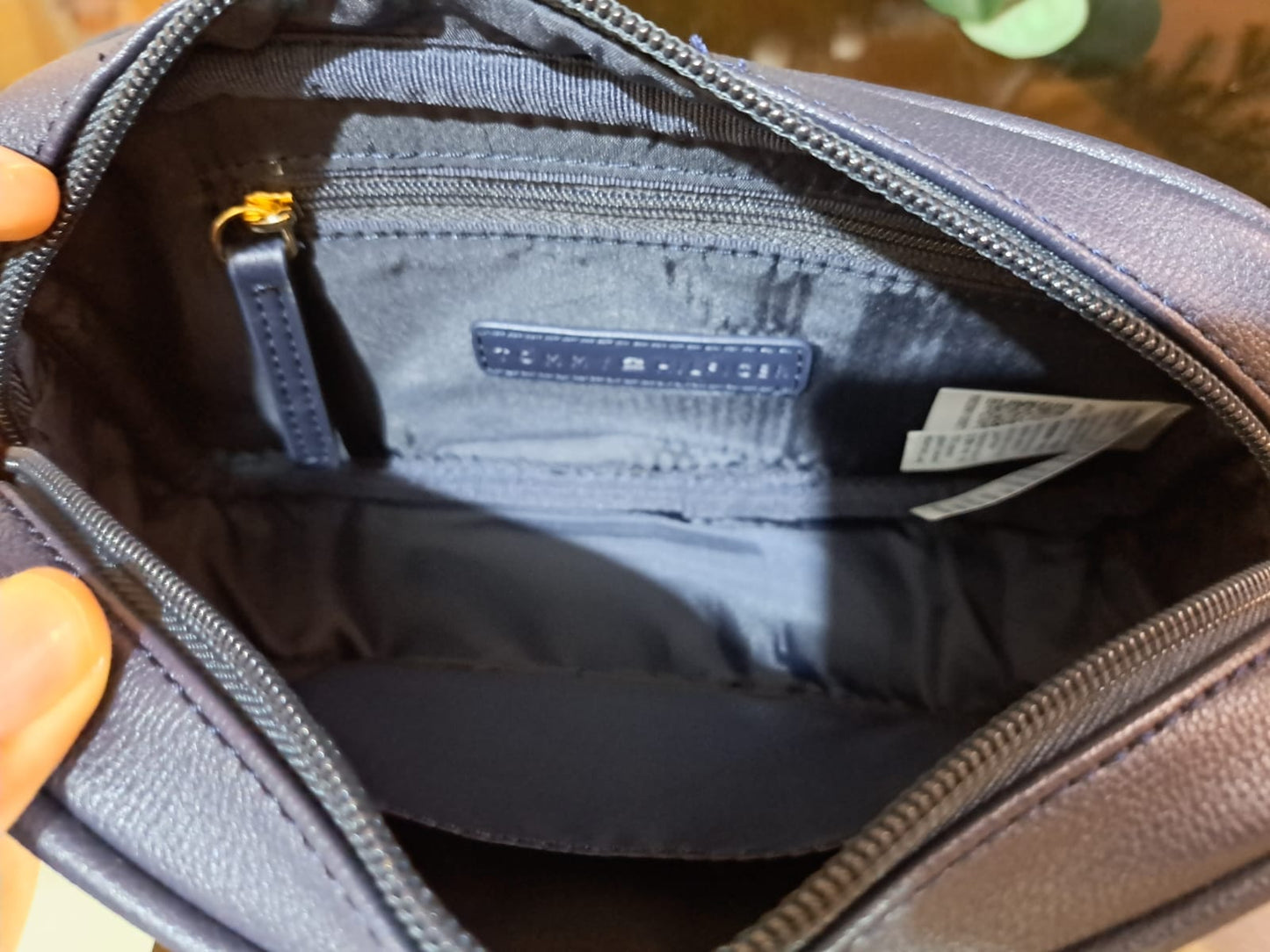 Cartera crossbody Tommy Hilfiger color azul