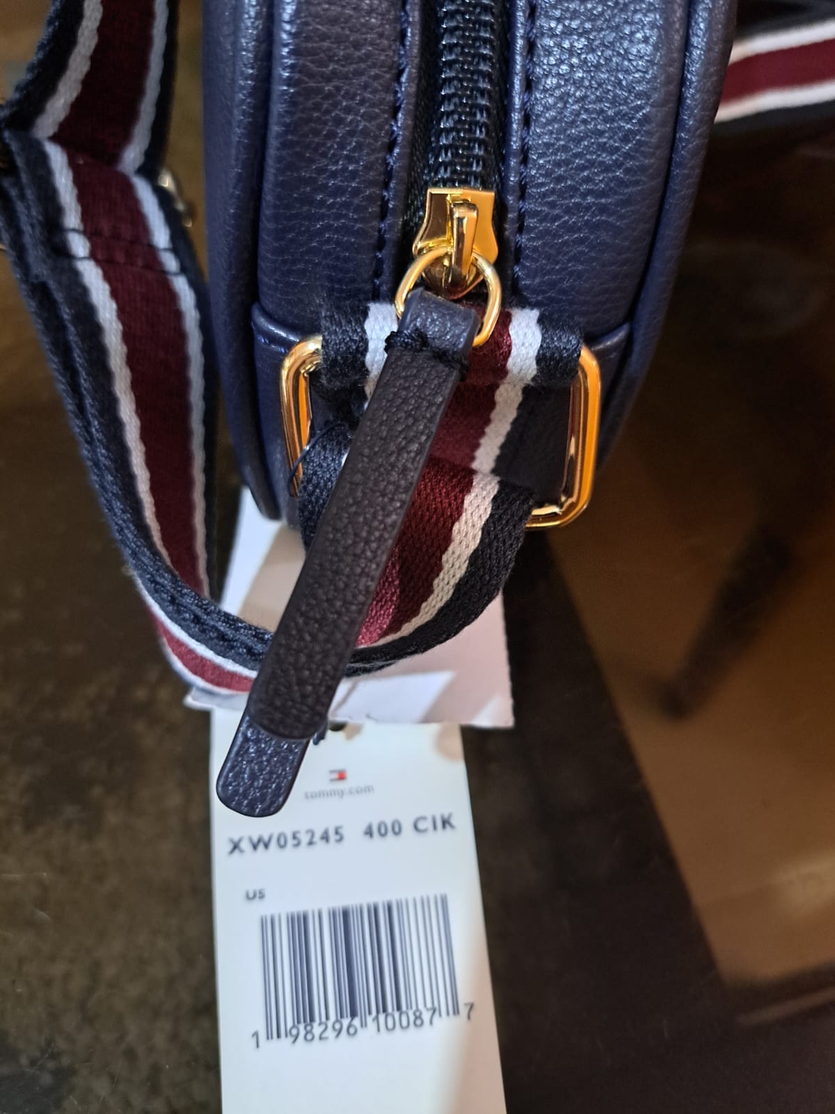 Cartera crossbody Tommy Hilfiger color azul